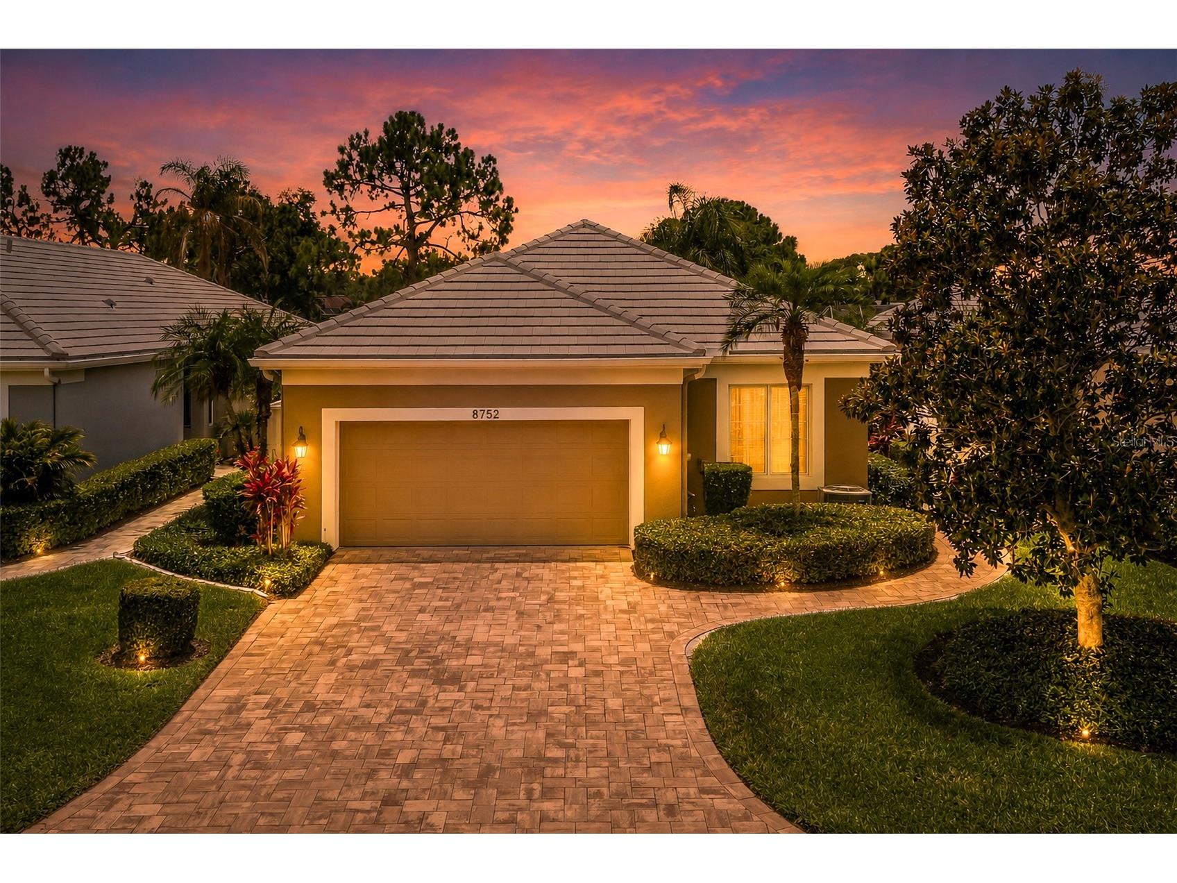 8752 52nd Drive E Bradenton FL 34211 A4695069 image1