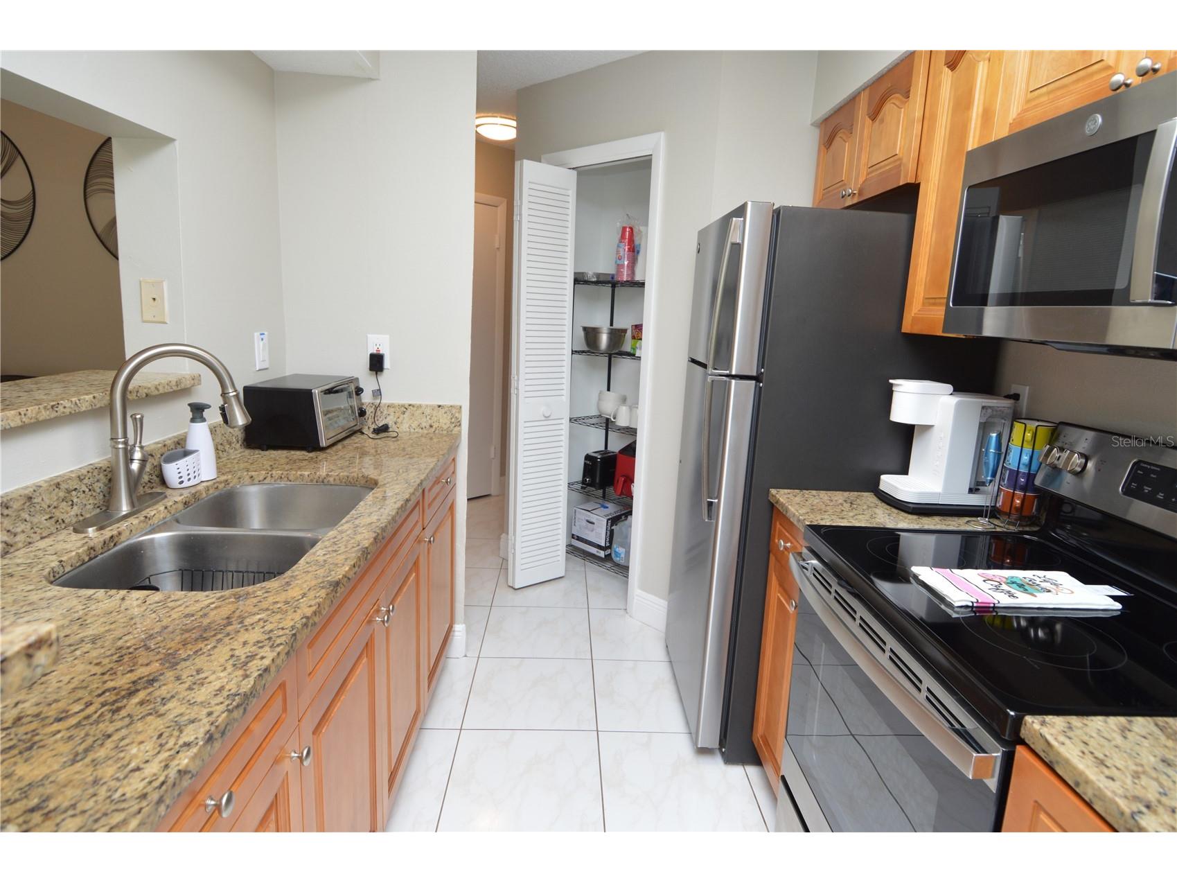 8752 Mallard Reserve Drive #203 Tampa FL 33614 TB8526270 image7