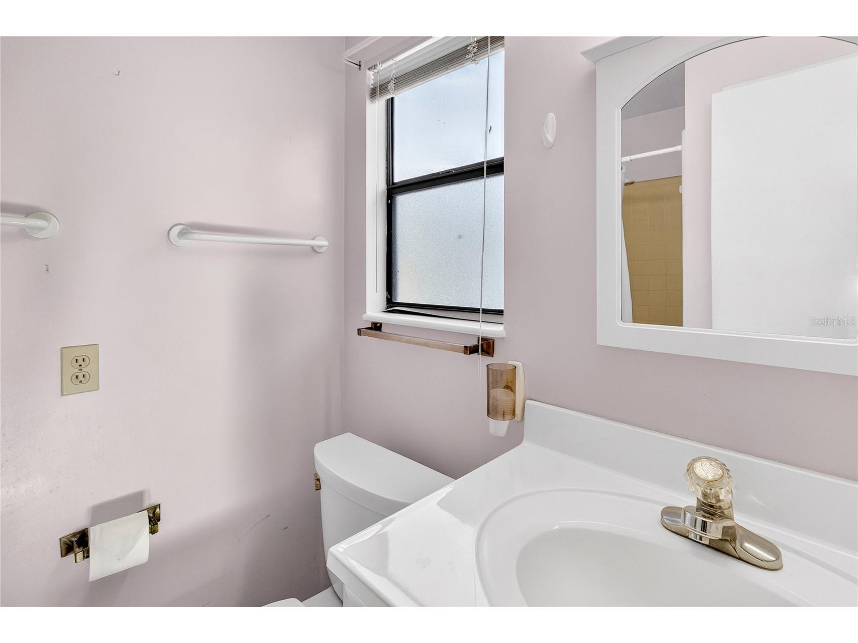 8754 NW 37th Circle Gainesville FL 32653 GC538044 image16