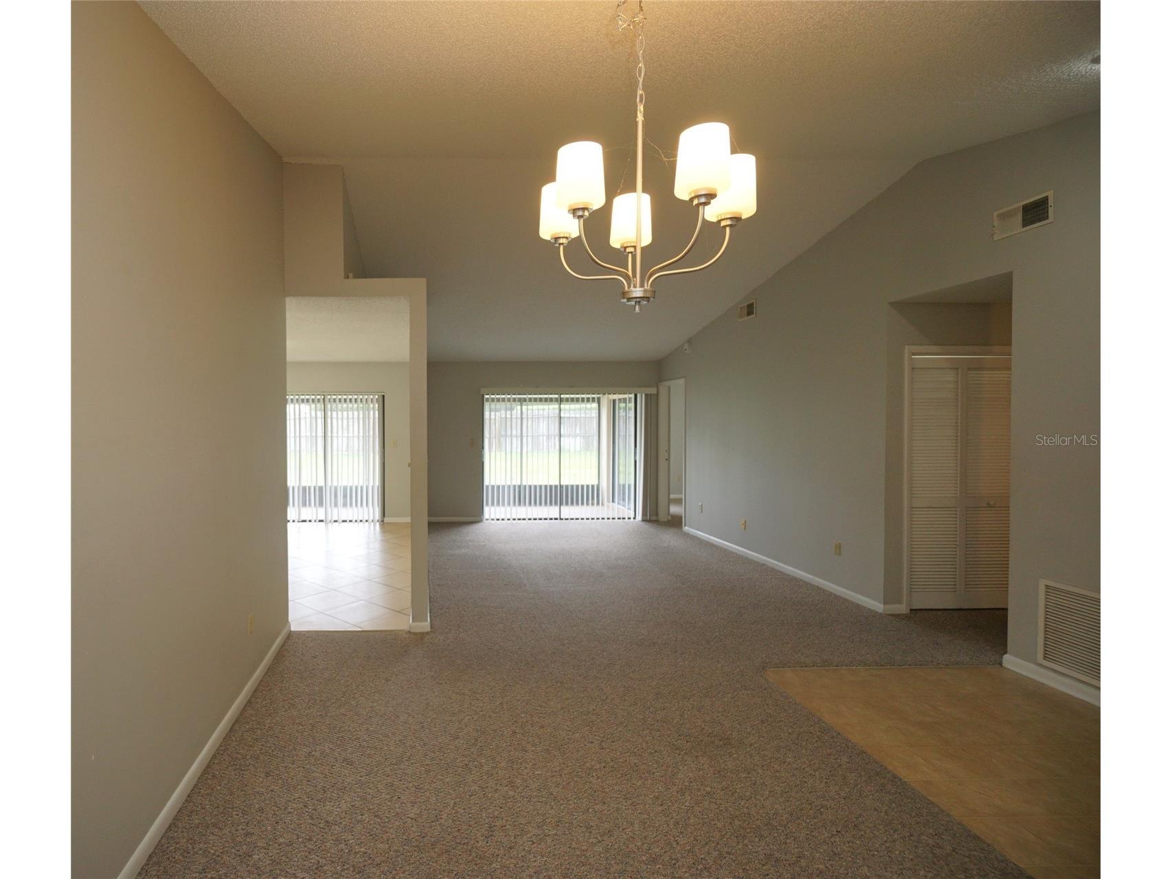 8755 Hampden Drive Tampa FL 33626 TB8524576 image12