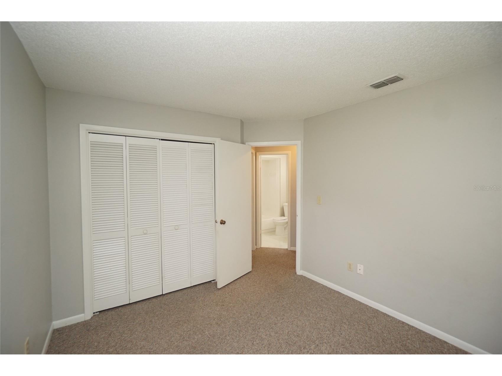 8755 Hampden Drive Tampa FL 33626 TB8524576 image16