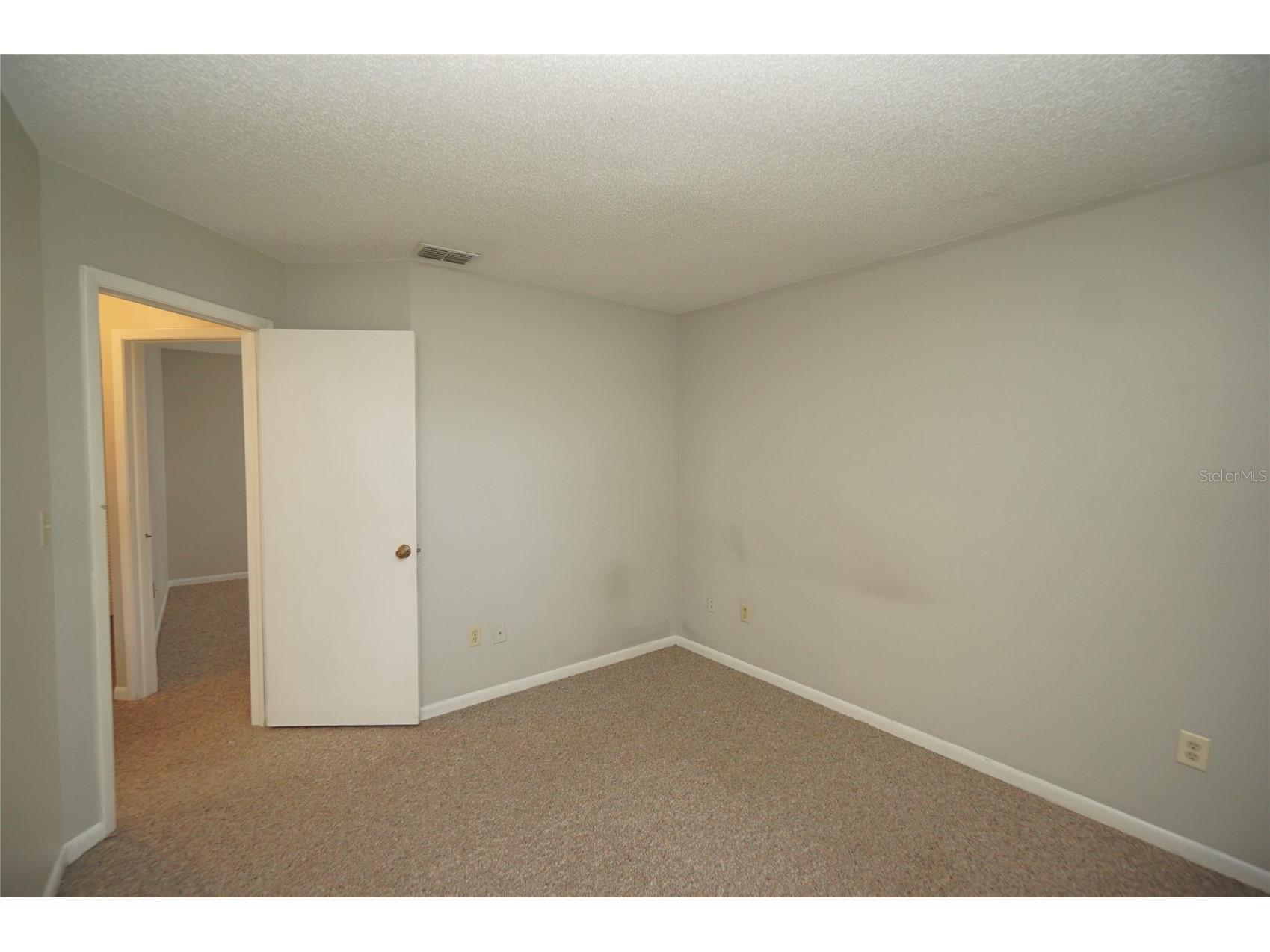 8755 Hampden Drive Tampa FL 33626 TB8524576 image18