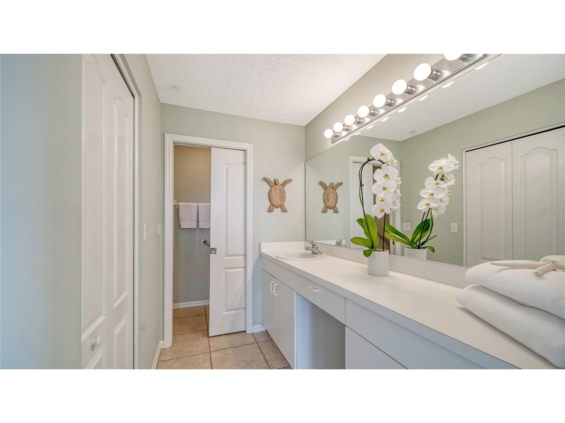 8755 Olde Hickory Avenue #7101 Sarasota FL 34238 A4692392 image9
