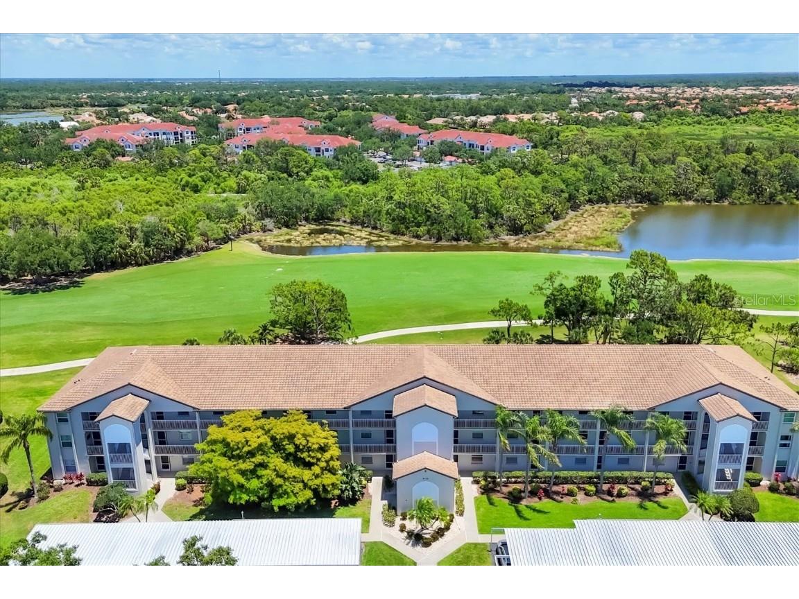 8755 Olde Hickory Avenue #7105 Sarasota FL 34238 A4652878 image1