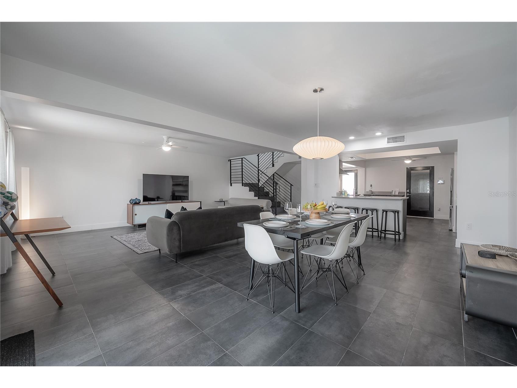 8757 Bay Pointe Drive Tampa FL 33615 TB8512133 image10
