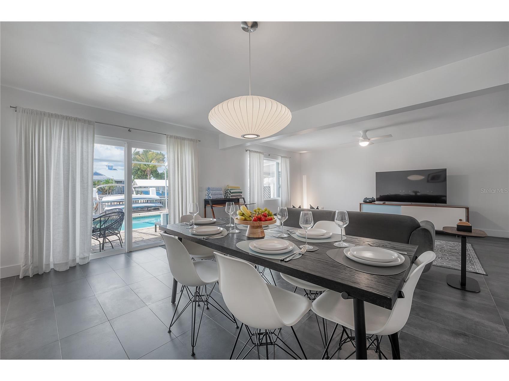 8757 Bay Pointe Drive Tampa FL 33615 TB8512133 image11