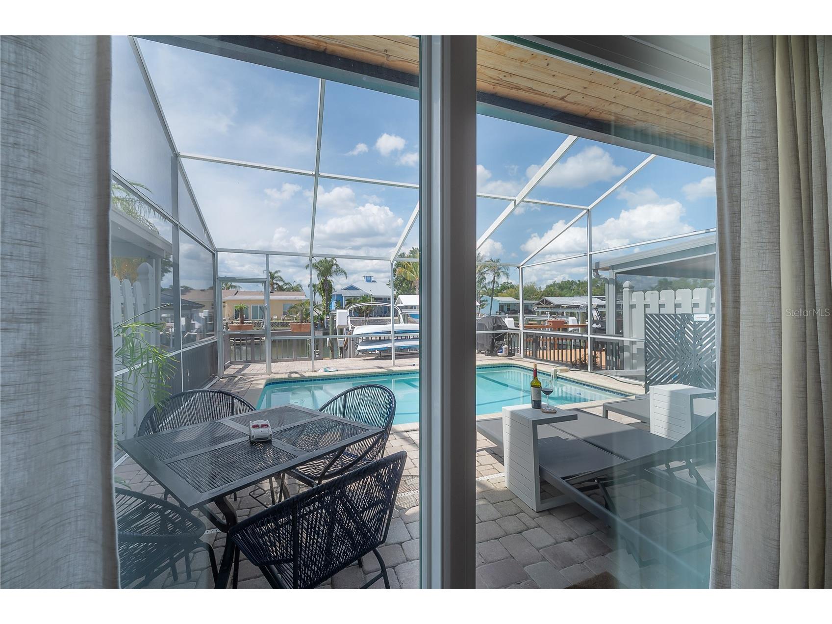 8757 Bay Pointe Drive Tampa FL 33615 TB8512133 image16