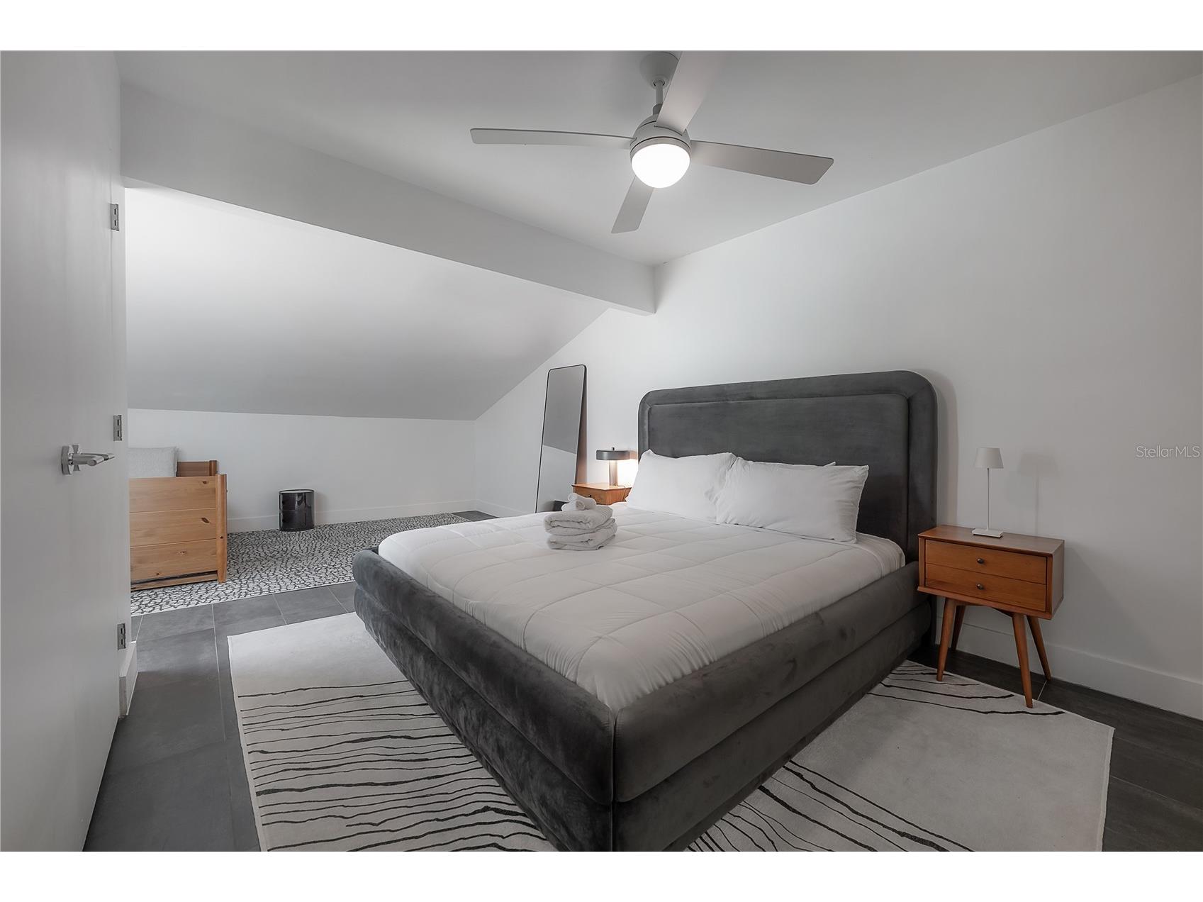 8757 Bay Pointe Drive Tampa FL 33615 TB8512133 image17