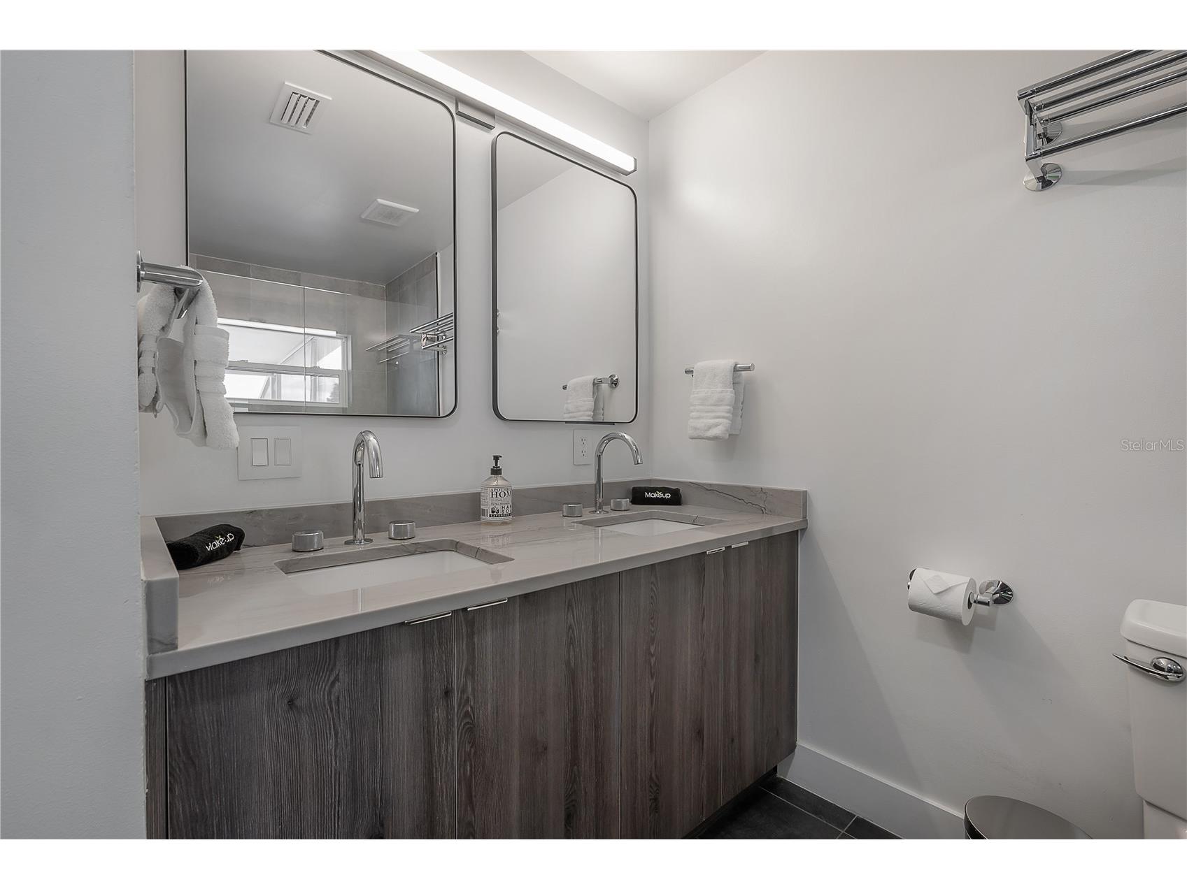 8757 Bay Pointe Drive Tampa FL 33615 TB8512133 image32