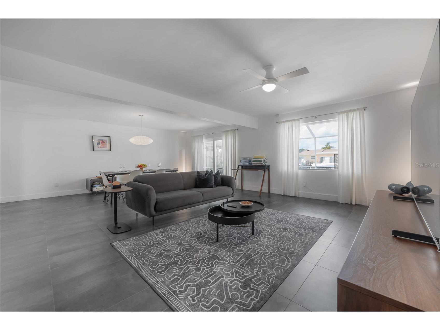 8757 Bay Pointe Drive Tampa FL 33615 TB8512133 image4