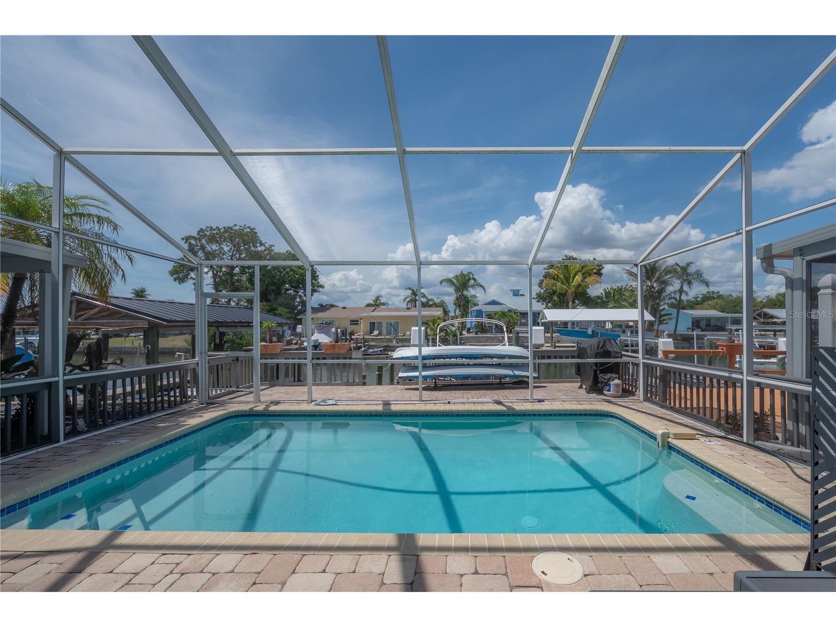 8757 Bay Pointe Drive Tampa FL 33615 TB8512133 image42