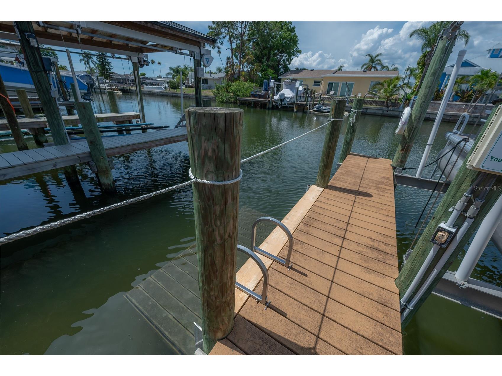 8757 Bay Pointe Drive Tampa FL 33615 TB8512133 image51