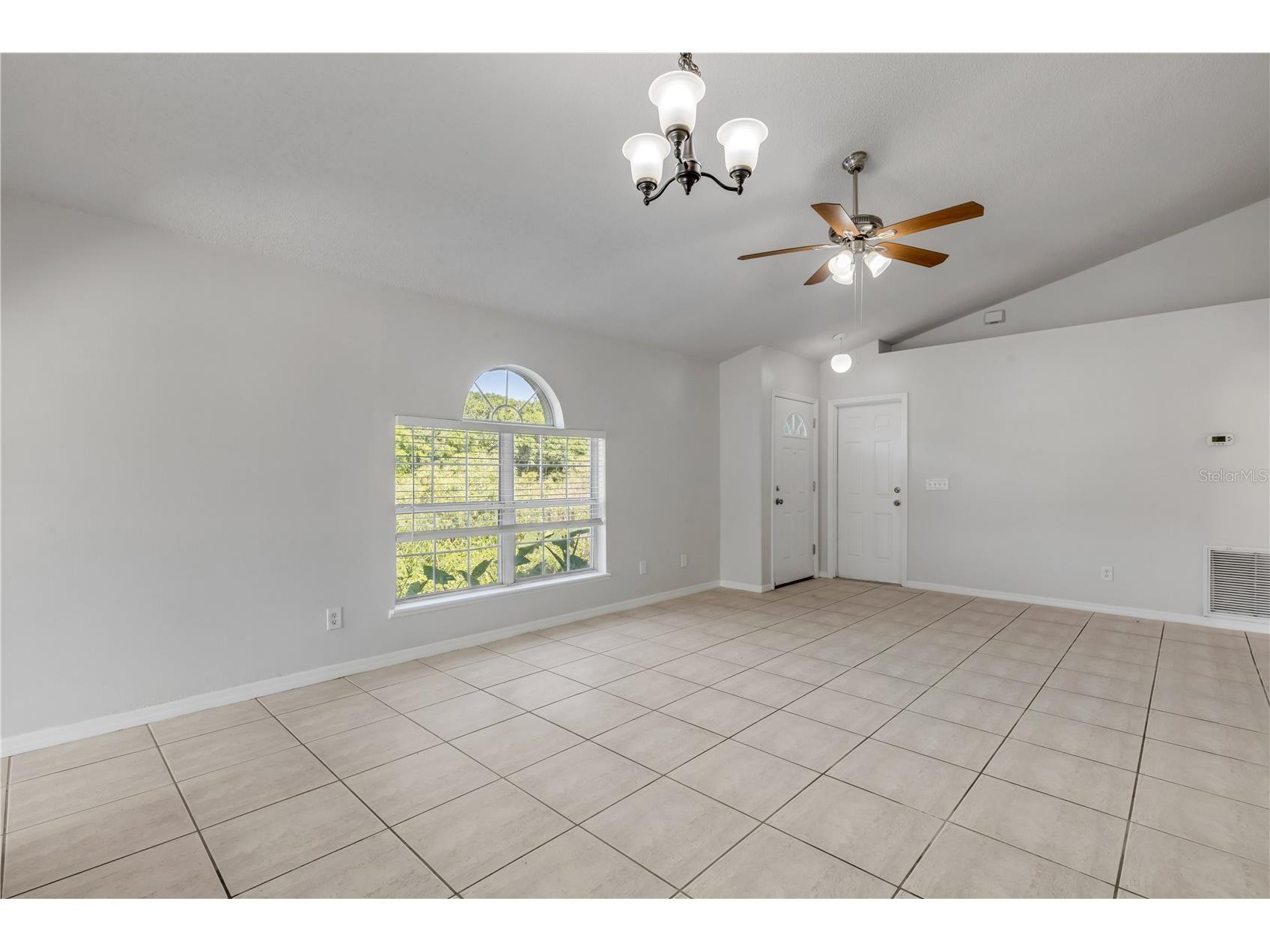 8757 Claiborne Court Orlando FL 32825 V4948292 image5
