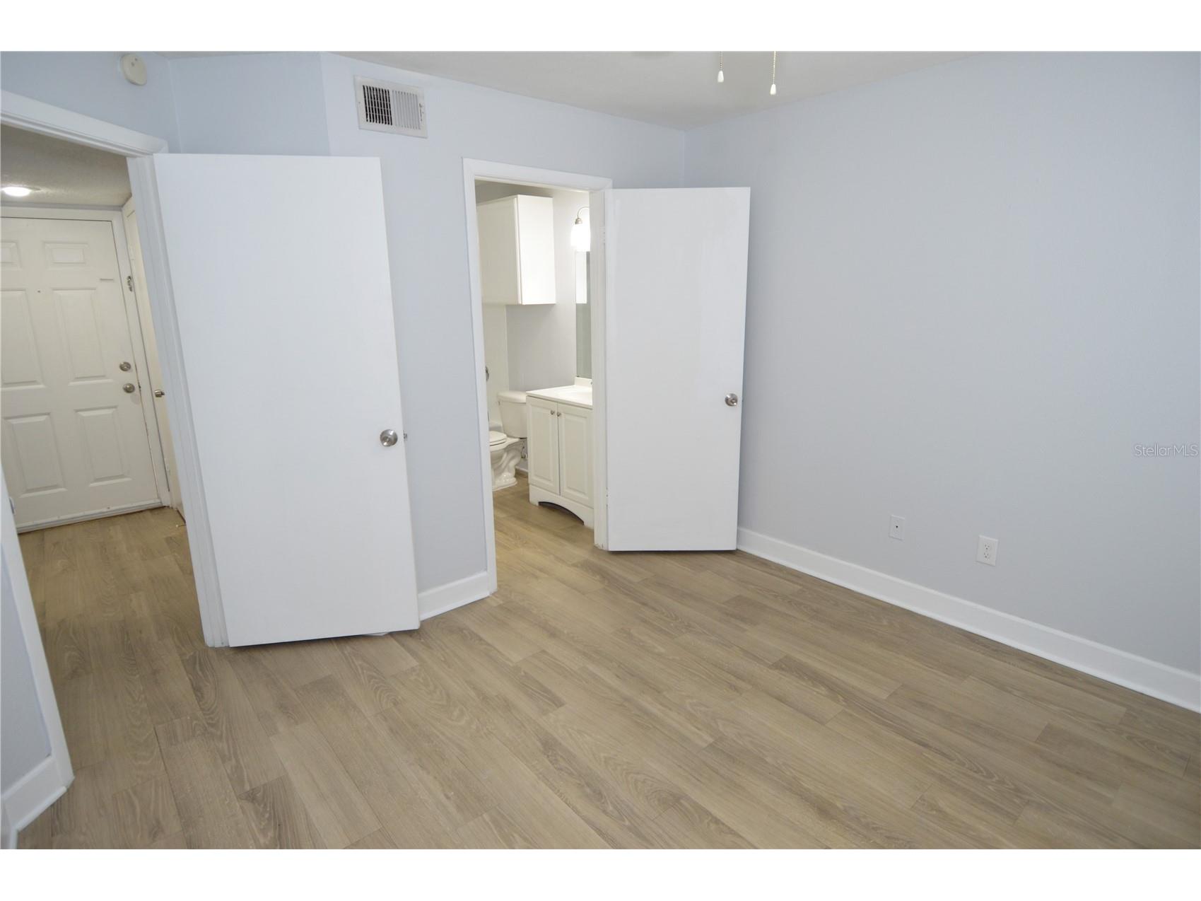 8758 Mallard Reserve Drive #101 Tampa FL 33614 TB8519769 image26