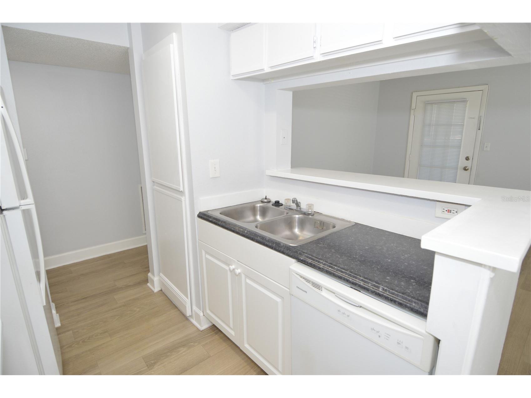 8758 Mallard Reserve Drive #101 Tampa FL 33614 TB8519769 image8