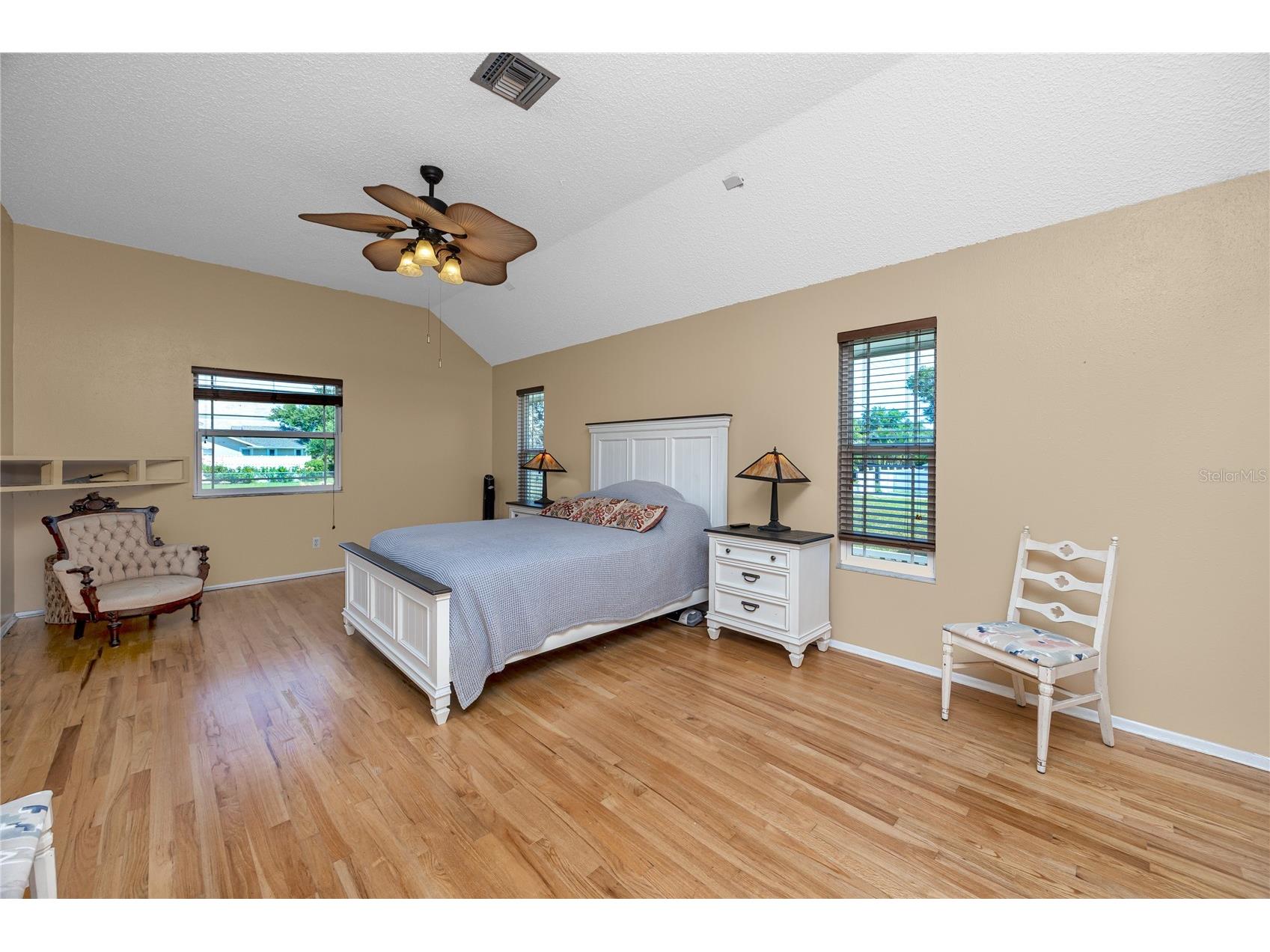 8759 Orient Way NE Saint Petersburg FL 33702 TB8505898 image17