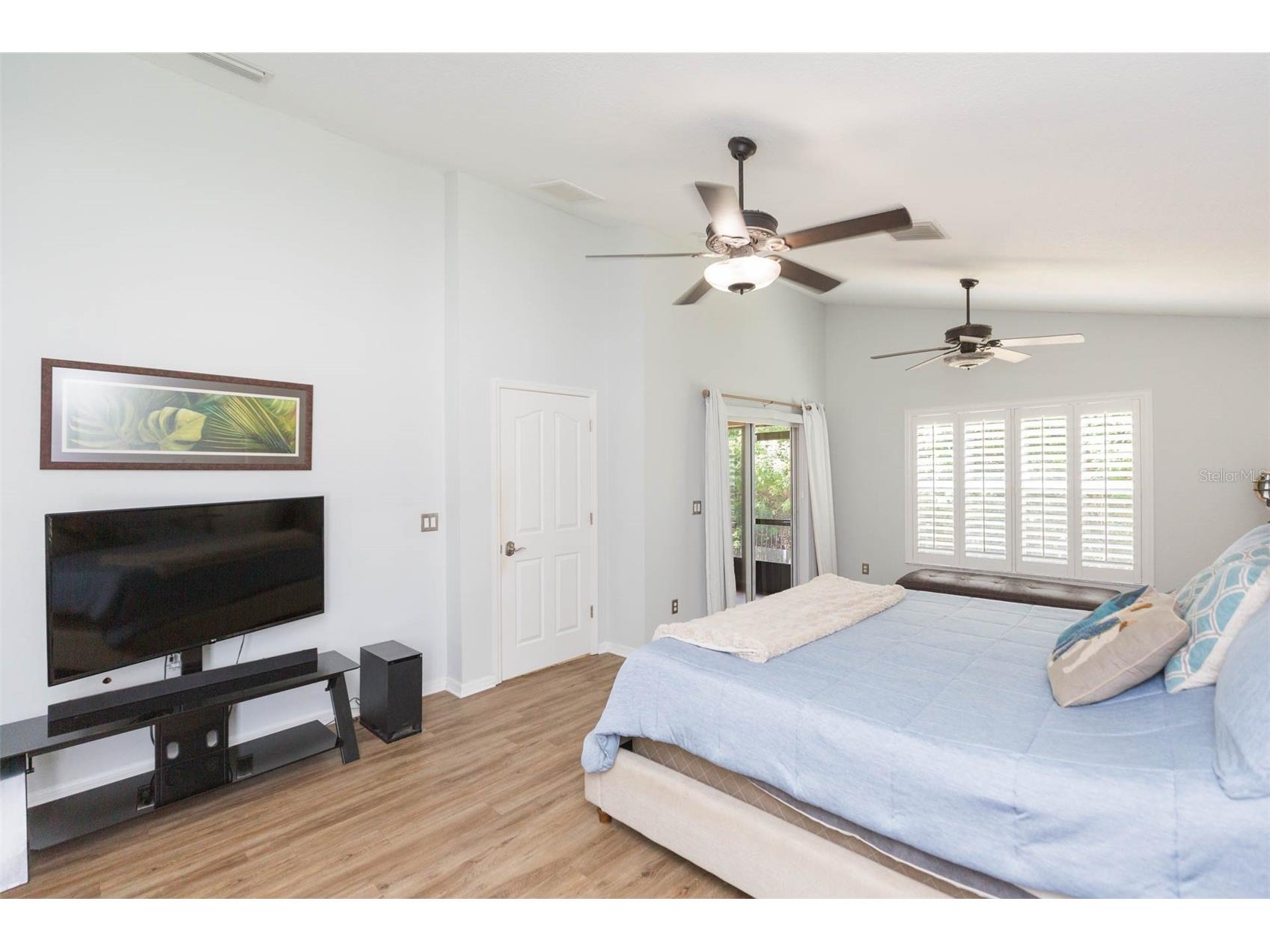 876 Addison Drive NE Saint Petersburg FL 33716 TB8485849 image24