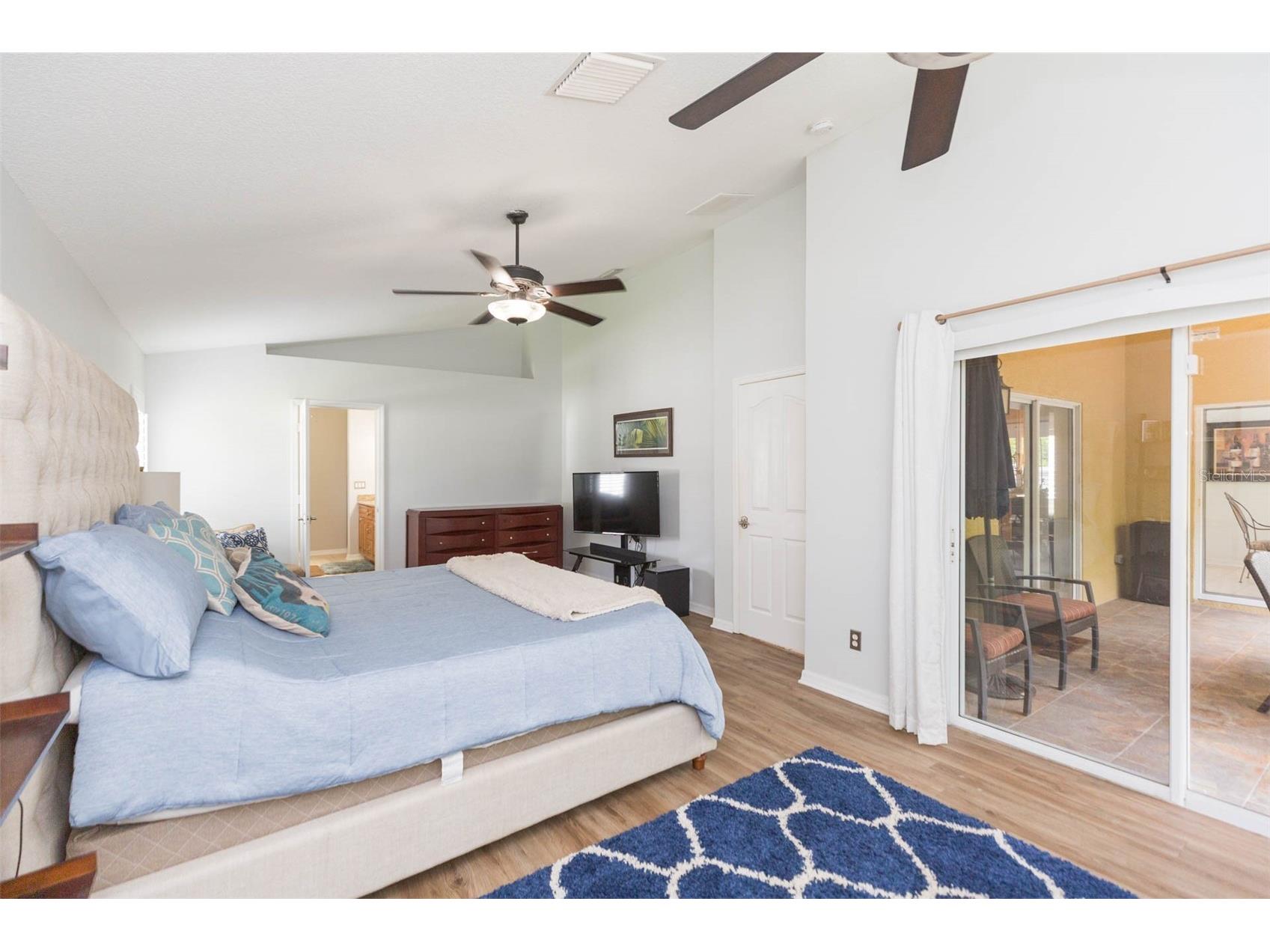 876 Addison Drive NE Saint Petersburg FL 33716 TB8485849 image27