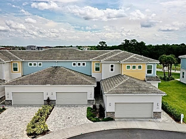 876 Driving Range Court Reunion FL 34747 O6115134 image1