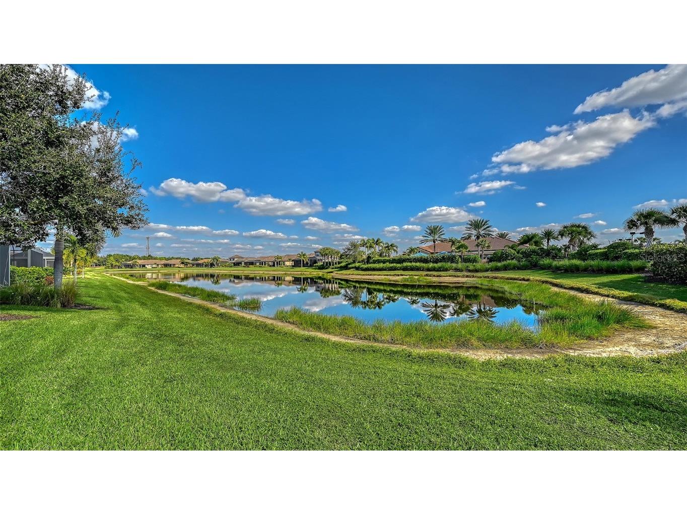 8760 Trattoria Terrace Sarasota FL 34238 A4673583 image38