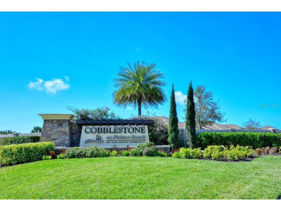 8760 Trattoria Terrace Sarasota FL 34238 A4673583 image39