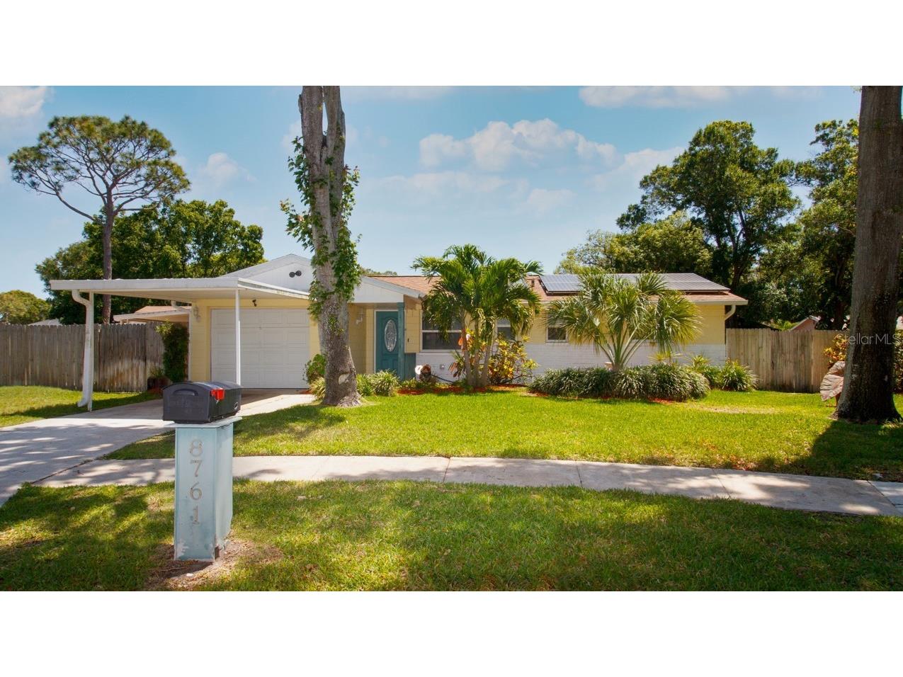 8761 91st Street Seminole FL 33777 U8159577 image1