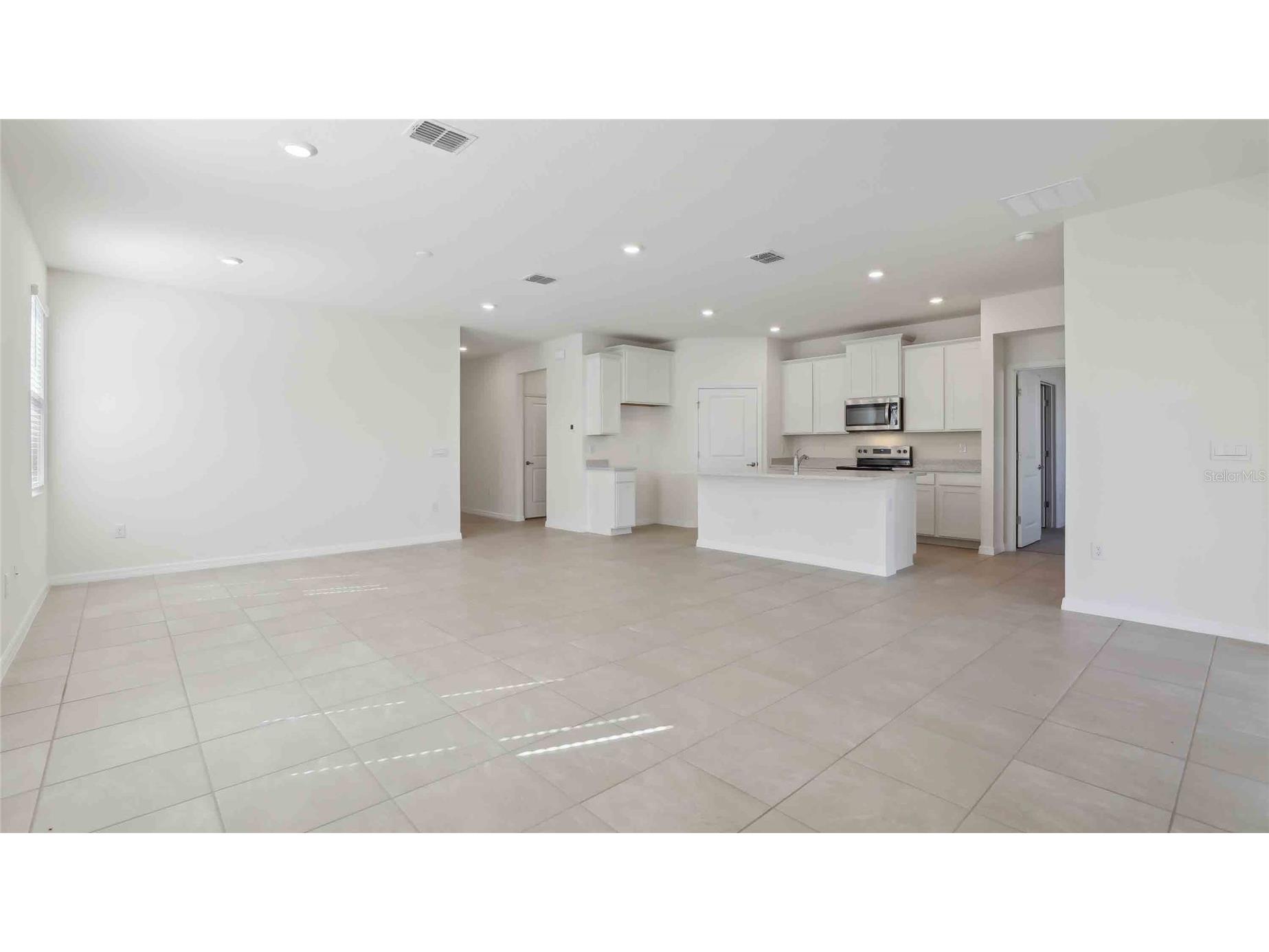 8761 Pinecrest Trail Wildwood FL 34785 OM718199 image10