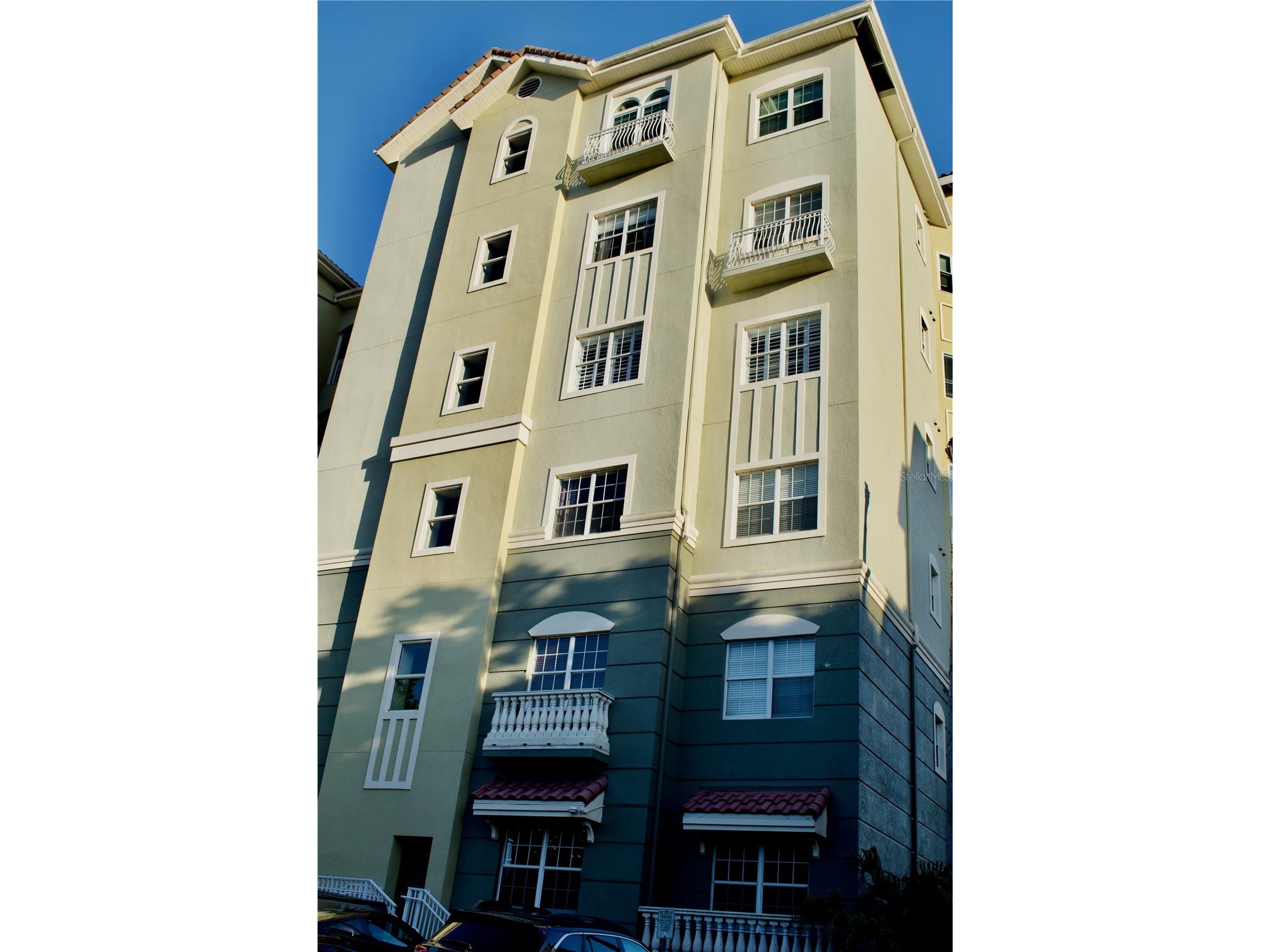 8761 The Esplanade #6 Orlando FL 32836 - Sand Lake O6394051 image1