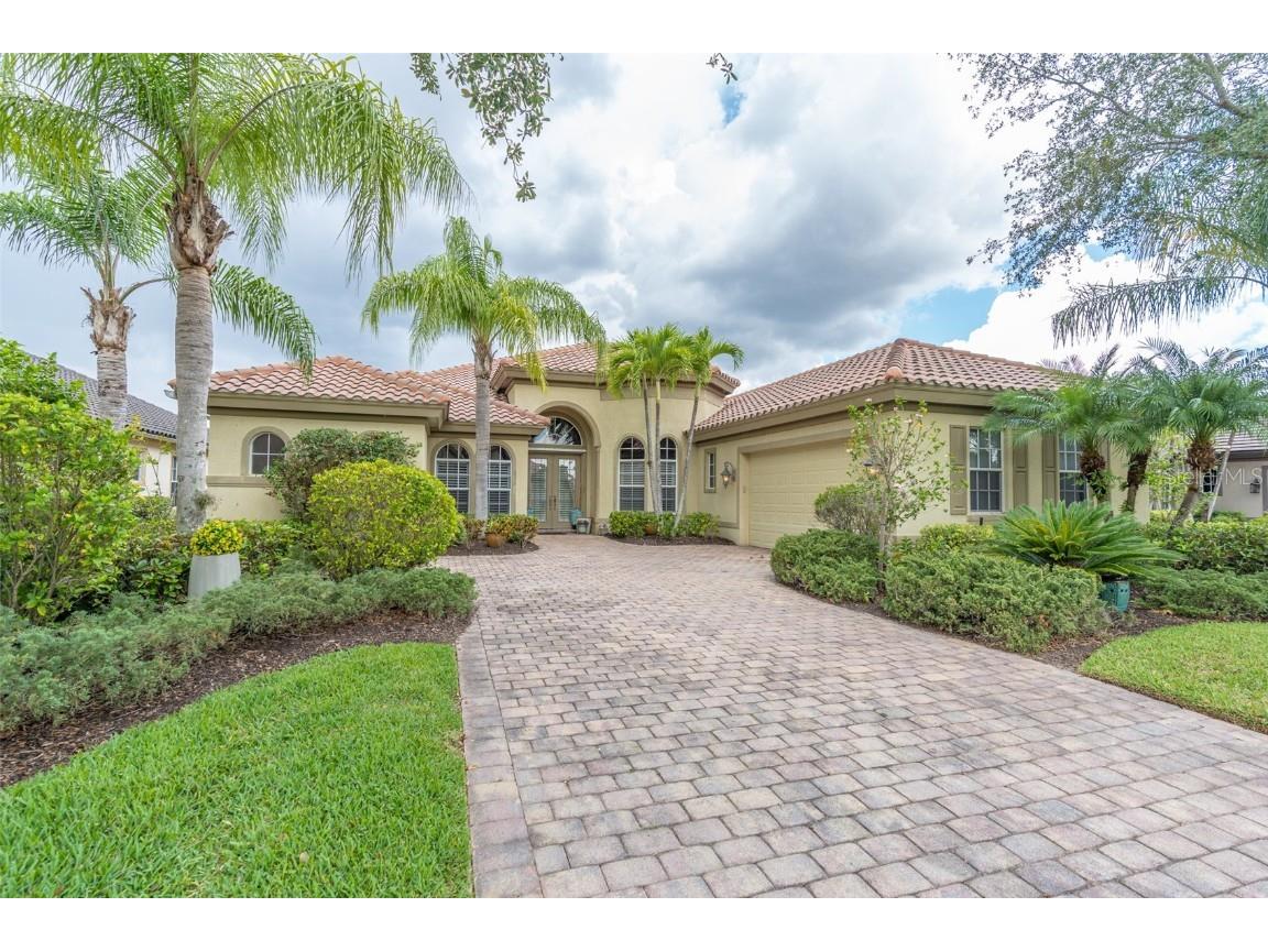 8764 Hideaway Harbor Court Naples FL 34120 A4572122 image1