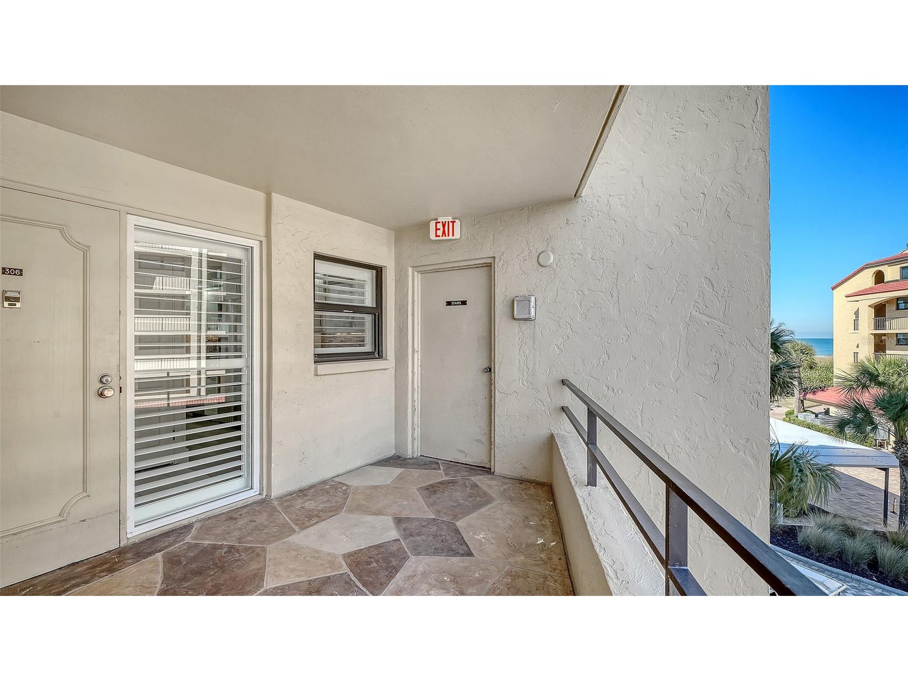 8764 Midnight Pass Road #A306 Sarasota FL 34242 - GULF OF AMERICA A4679889 image4