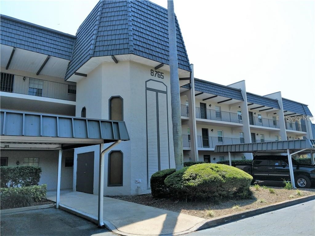 8765 Bardmoor Boulevard #202 Seminole FL 33777 U8196330 image1