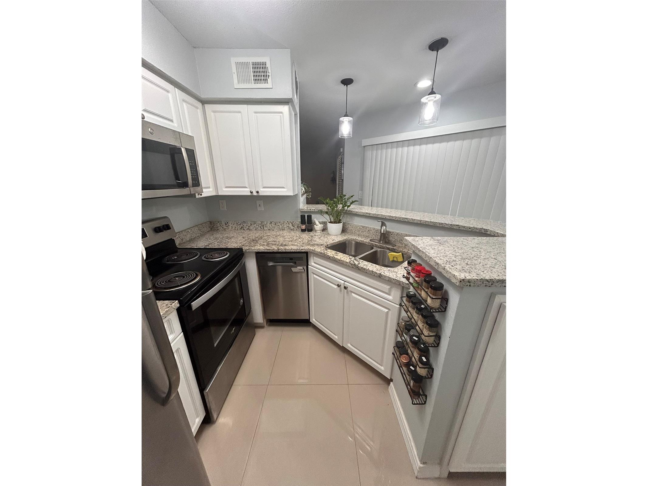 8766 Mallard Reserve Drive #101 Tampa FL 33614 TB8476737 image10