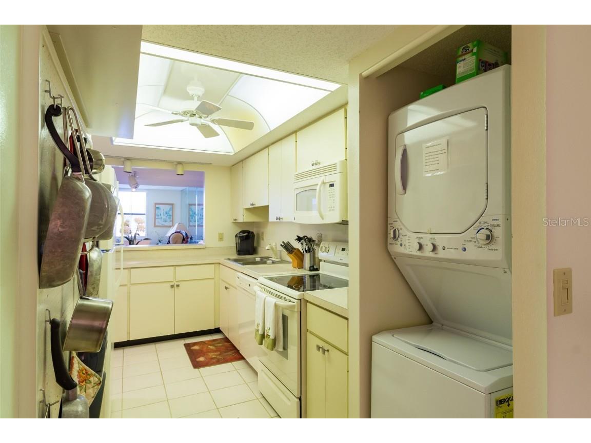 8767 Midnight Pass #506F Sarasota FL 34242 A4573947 image10