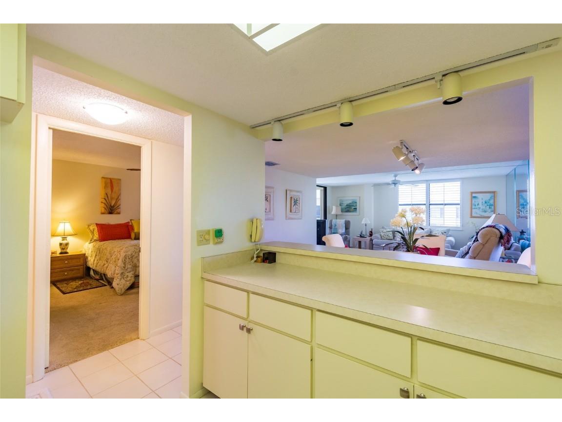 8767 Midnight Pass #506F Sarasota FL 34242 A4573947 image12