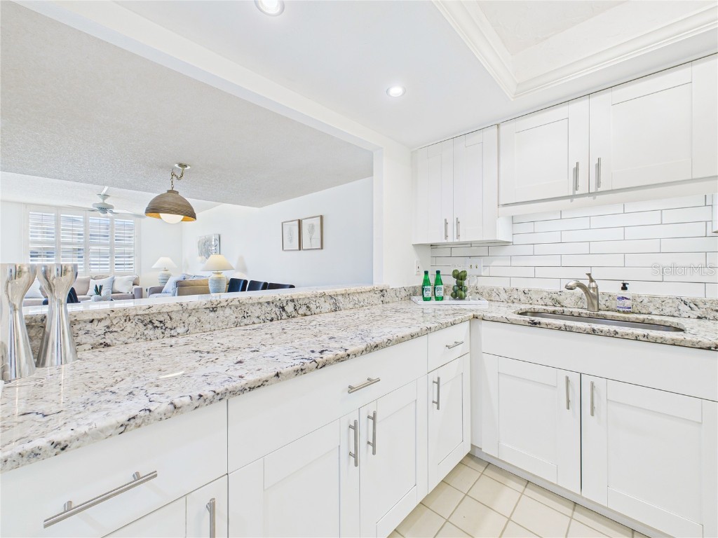 8767 Midnight Pass Road #403F Sarasota FL 34242 - LITTLE SARASOTA BAY A4673053 image4