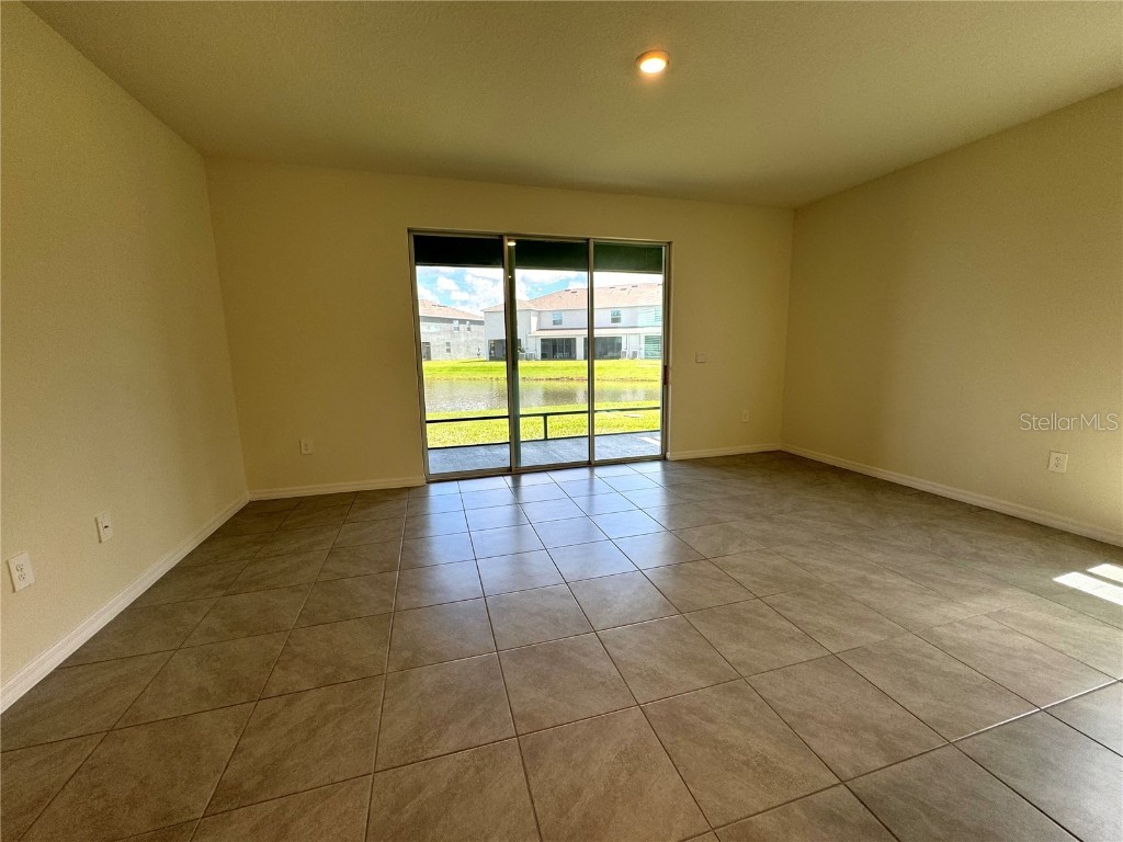 8769 Milestone Drive Sarasota FL 34238 O6357147 image6