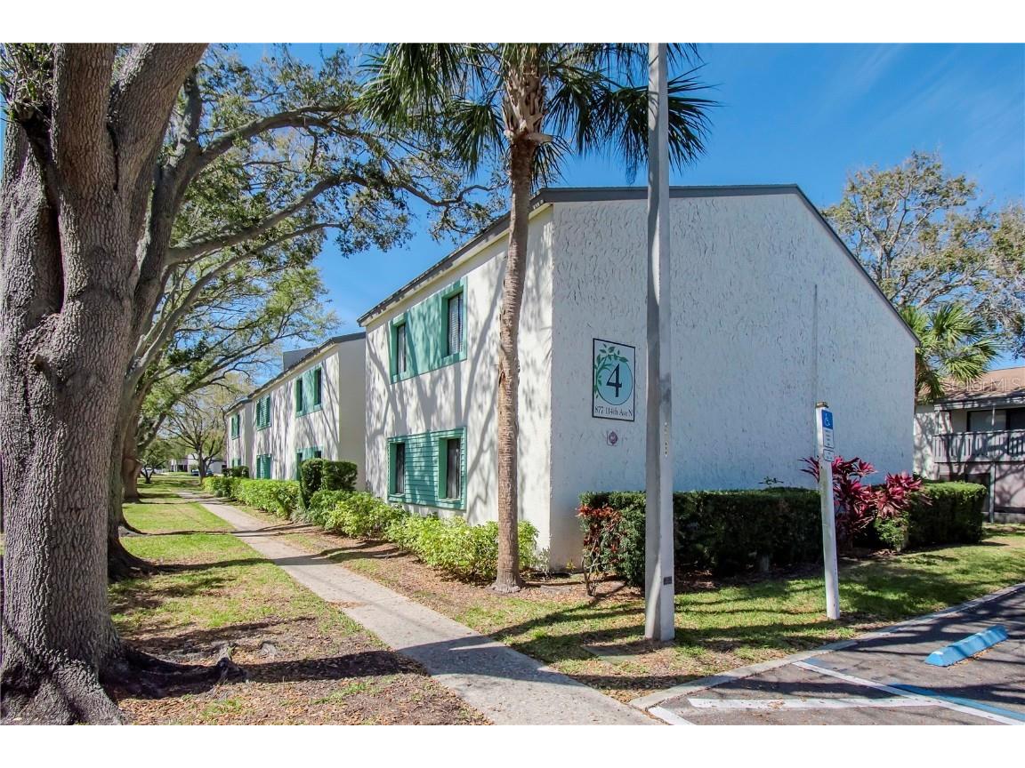 877 114th Avenue N #401 Saint Petersburg FL 33716 T3504189 image1