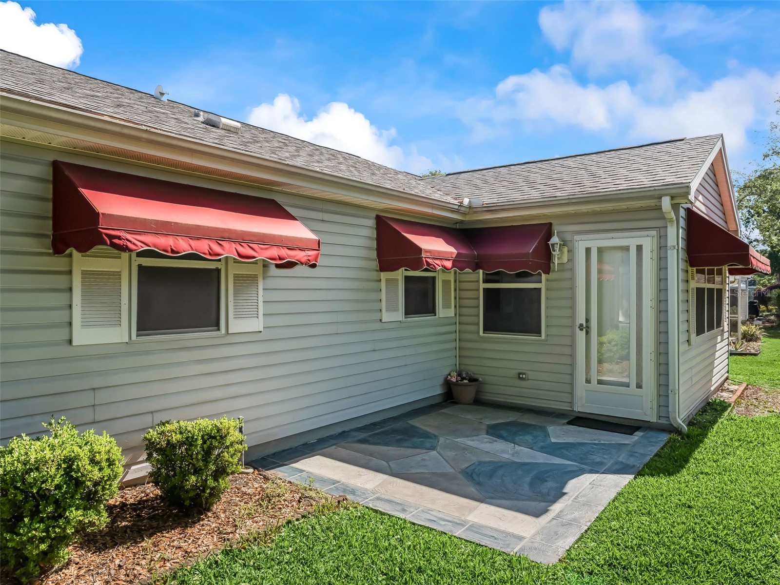 877 Cortez Avenue The Villages FL 32159 G5110727 image4