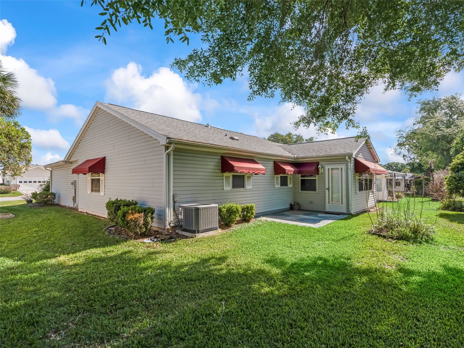 877 Cortez Avenue The Villages FL 32159 G5110727 image5