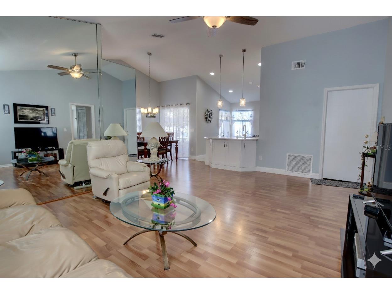 877 Heather Glen Circle Lake Mary FL 32746 O6375915 image2