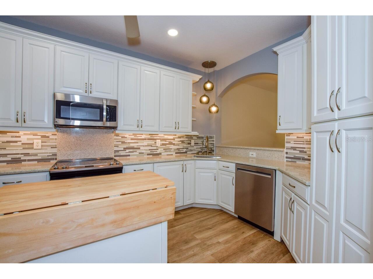 877 Tartan Drive #102 Venice FL 34293 N6143053 image11
