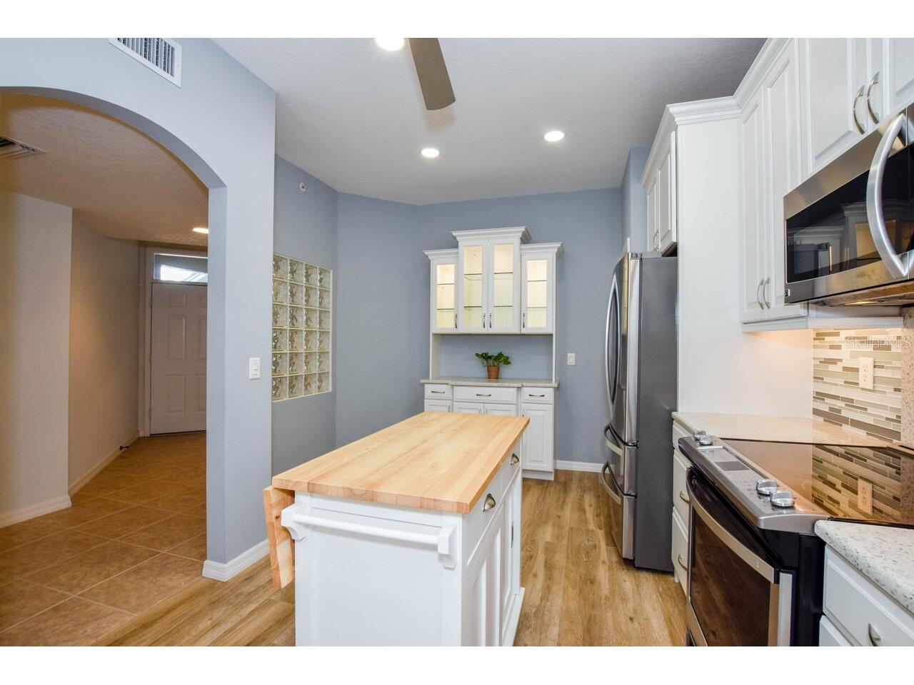 877 Tartan Drive #102 Venice FL 34293 N6143053 image13