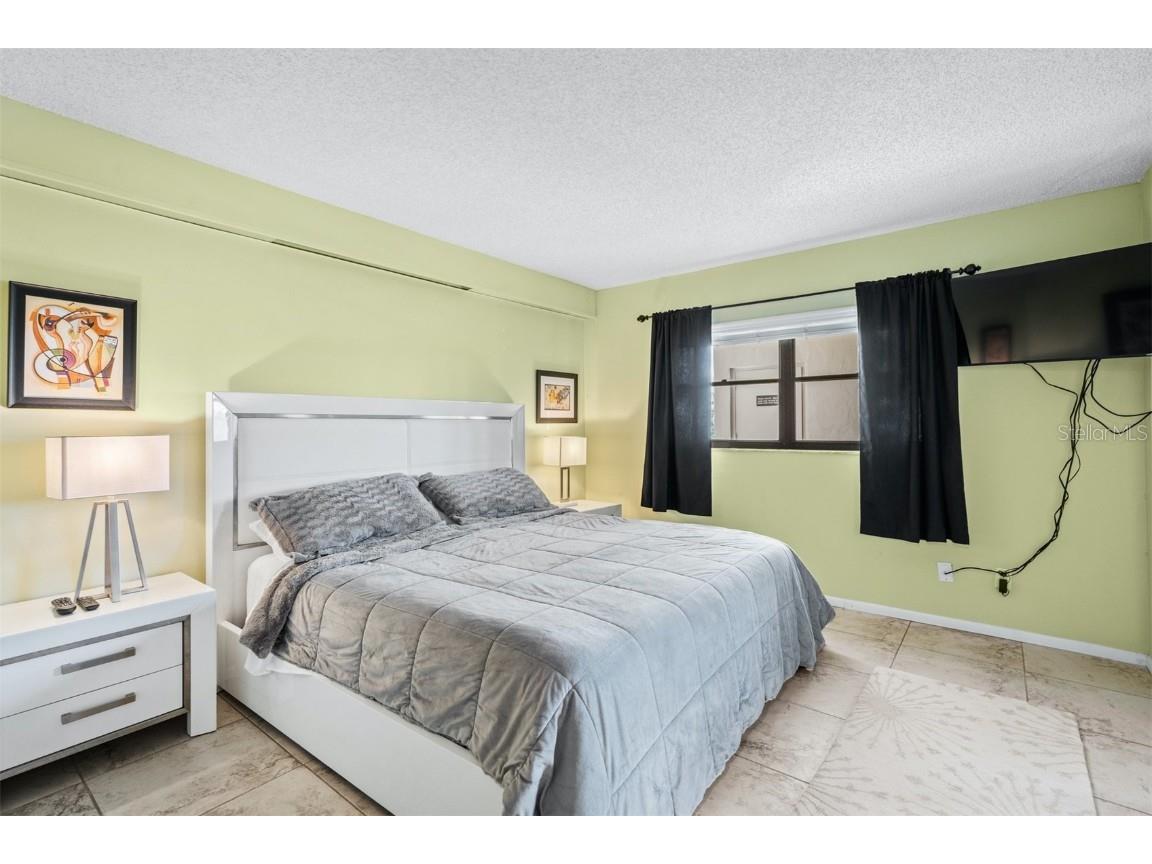 8770 Midnight Pass Road #302B Sarasota FL 34242 A4573996 image22