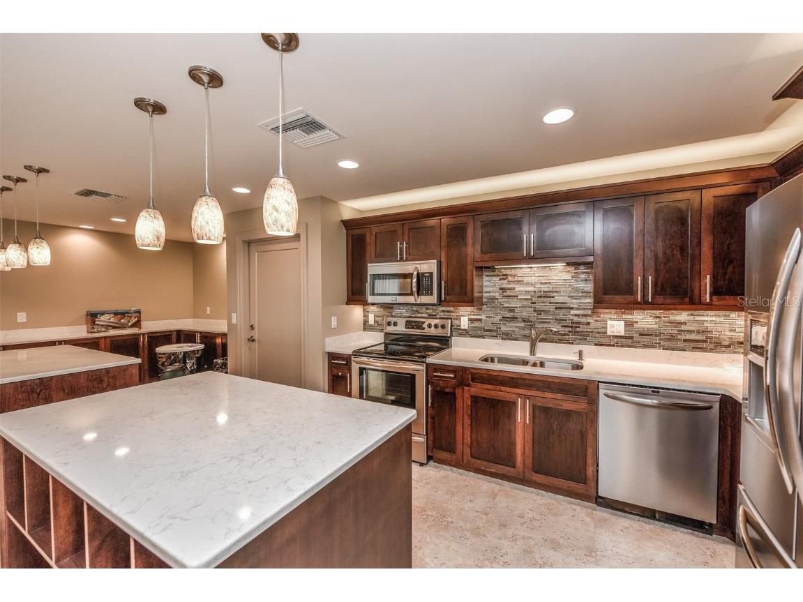 8770 Midnight Pass Road #302B Sarasota FL 34242 A4573996 image36