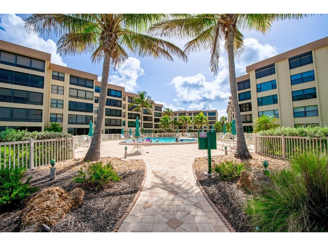 8770 Midnight Pass Road #302B Sarasota FL 34242 A4573996 image38