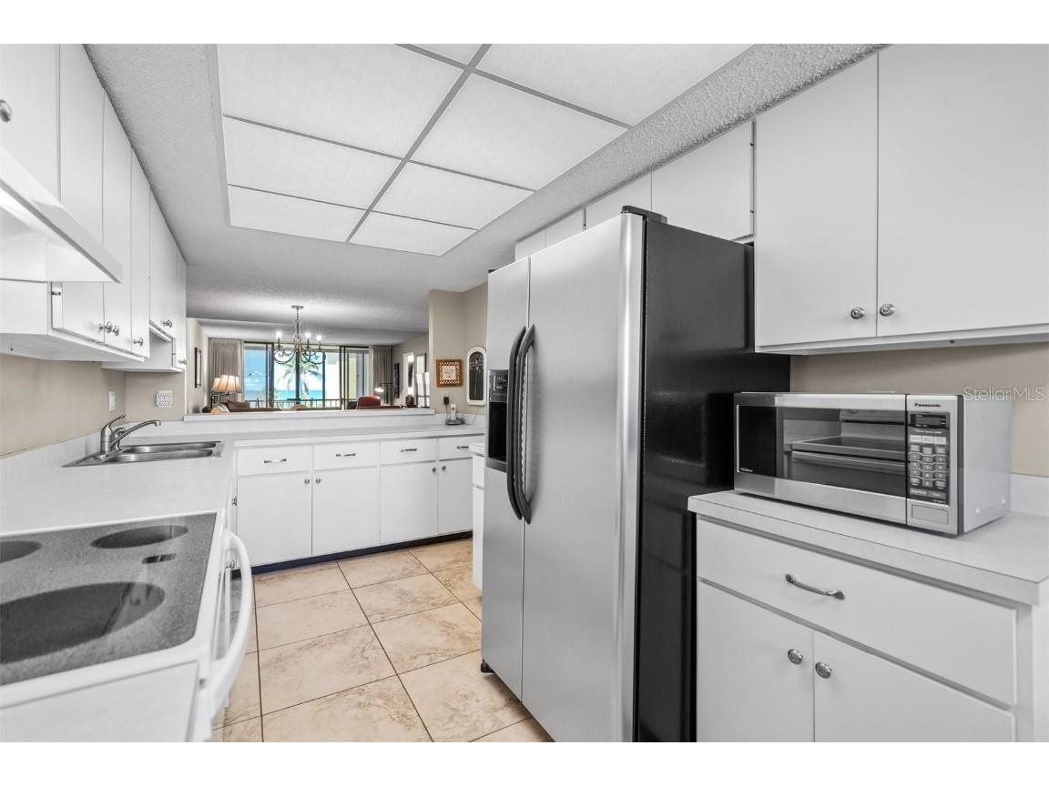 8770 Midnight Pass Road #302B Sarasota FL 34242 A4573996 image8