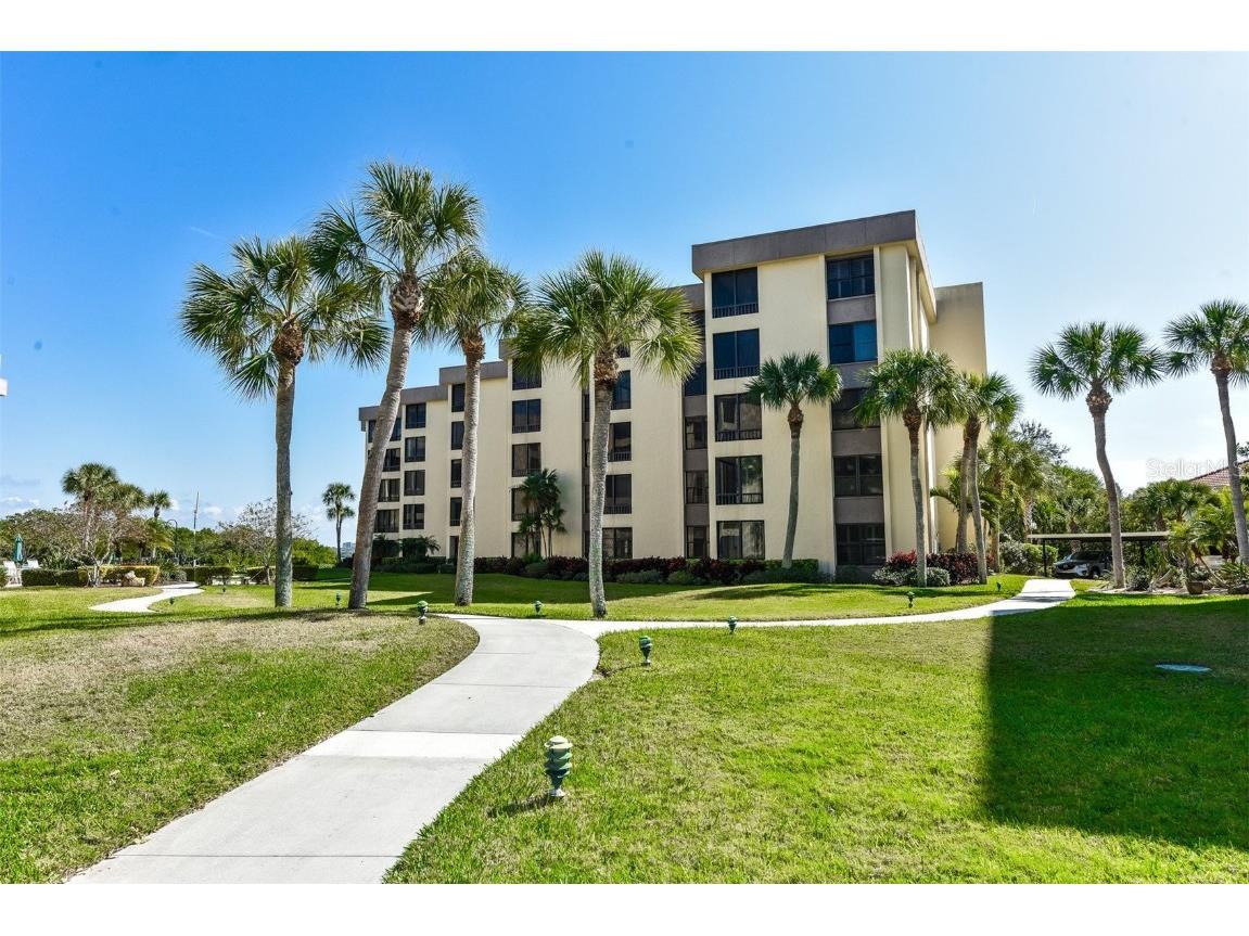 8770 Midnight Pass Road #402B Sarasota FL 34242 A4574241 image4