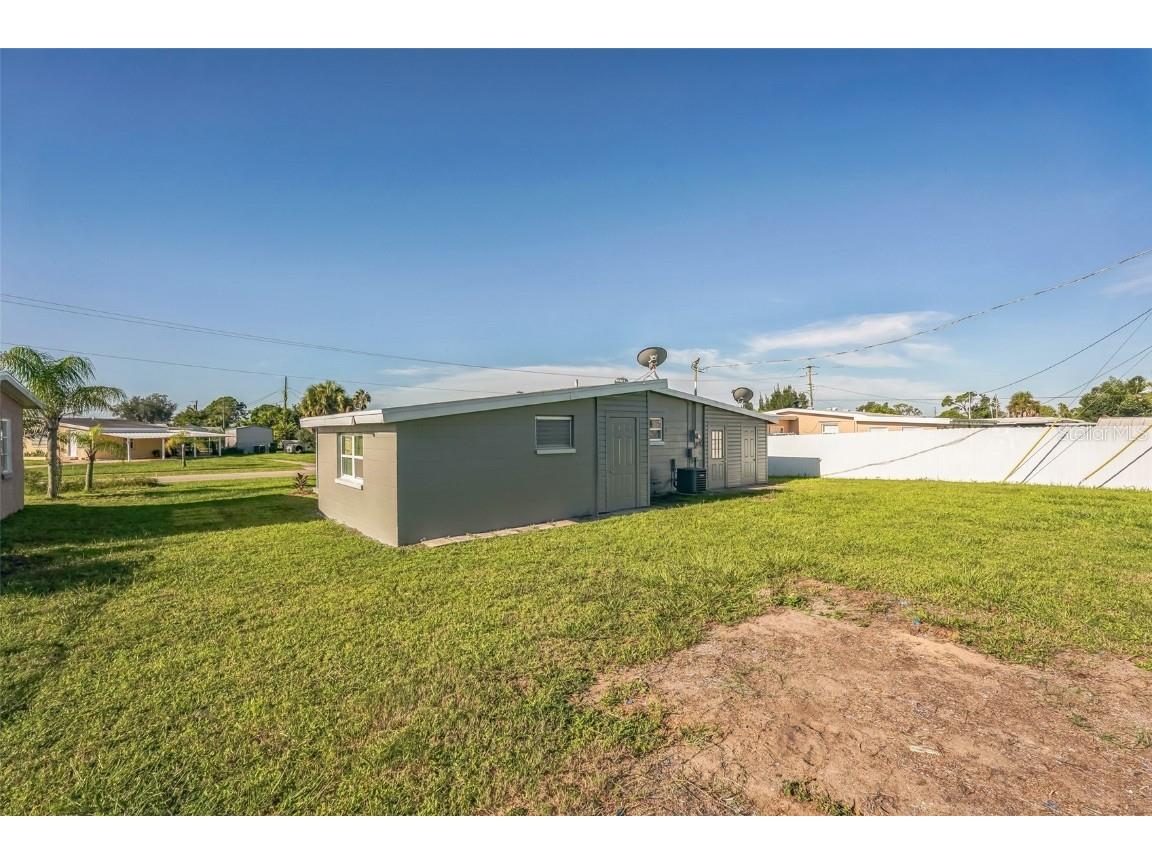 8772 Herbison Avenue North Port FL 34287 C7514408 image7