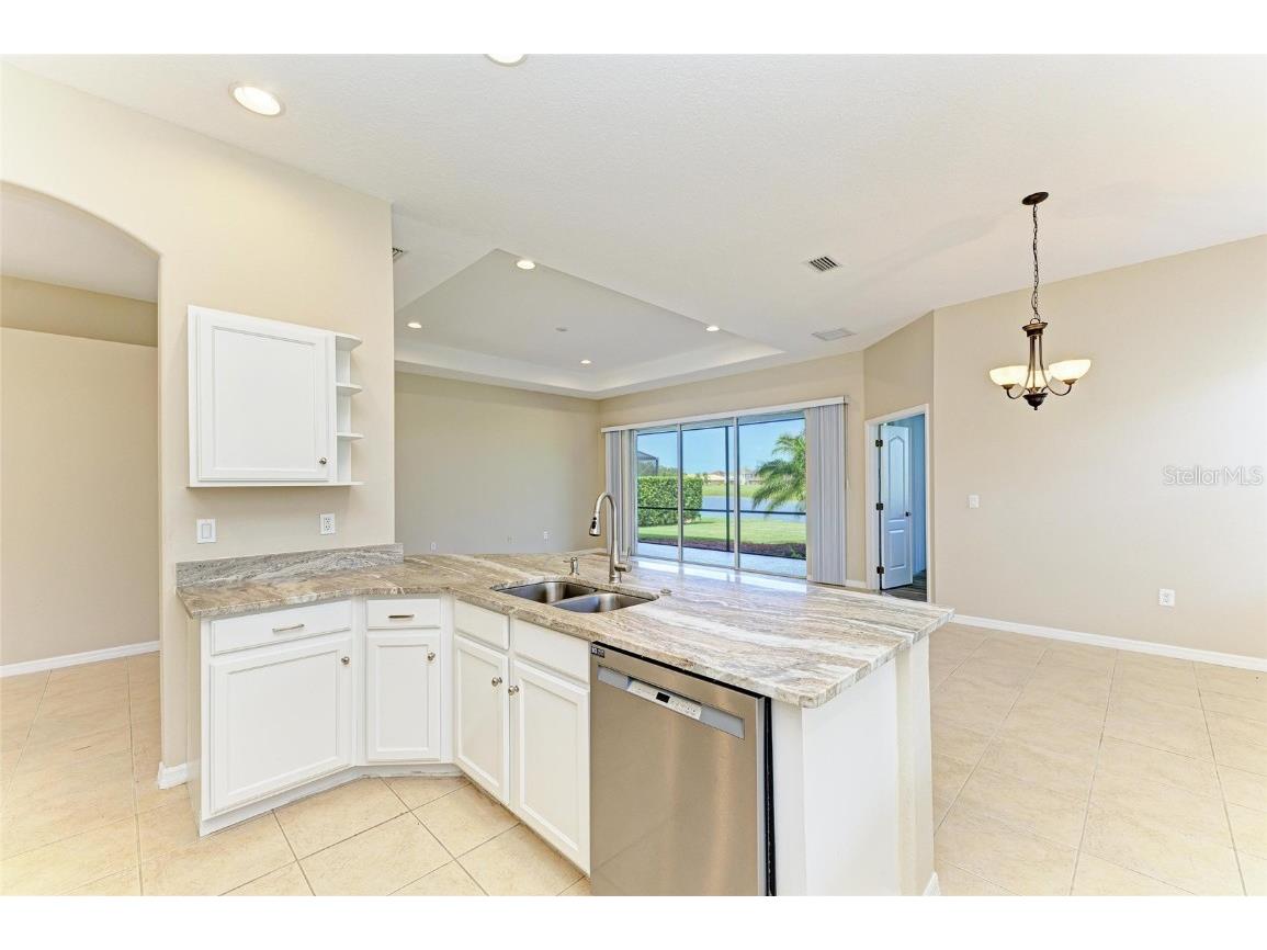 8772 Stone Harbour Loop Bradenton FL 34212 A4672264 image20