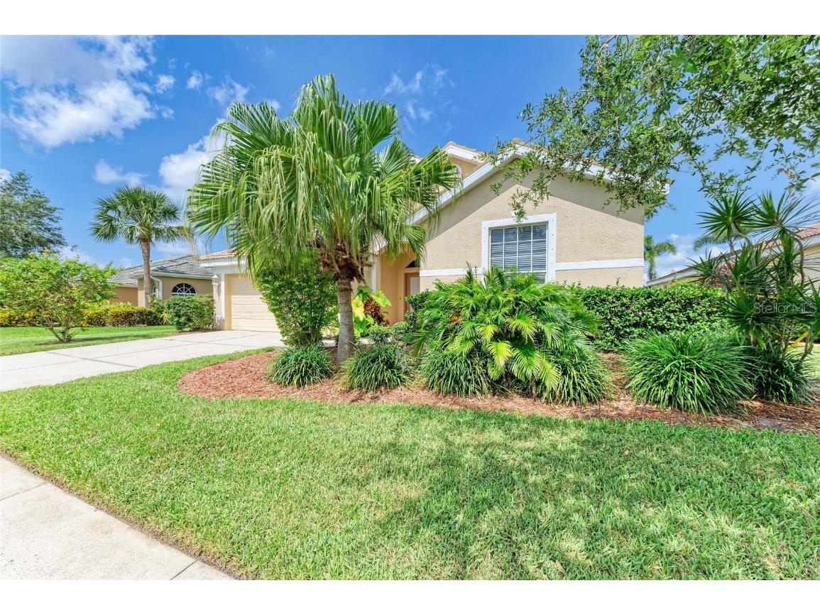 8772 Stone Harbour Loop Bradenton FL 34212 A4672264 image3